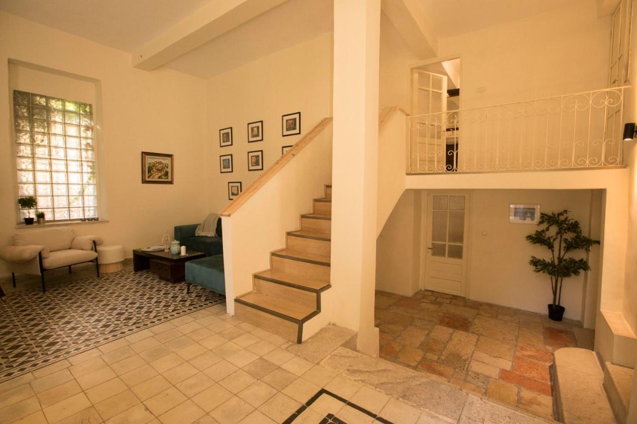 ירושלים Historic 4-Bedroom Gem With Private Garden, Steps From Old City & Mamila Complex מראה חיצוני תמונה