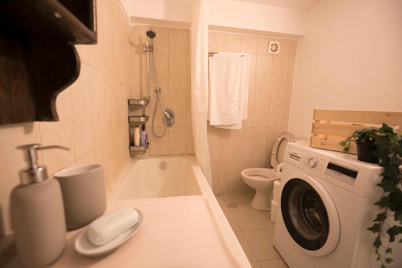 ירושלים Historic 4-Bedroom Gem With Private Garden, Steps From Old City & Mamila Complex מראה חיצוני תמונה